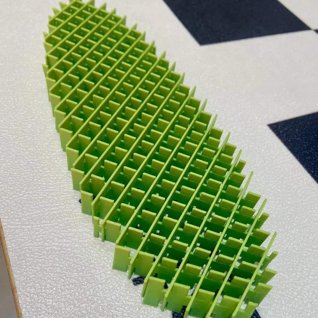 3D Deformable Plastic Stretch  - Party Games Entertainer ulasan dan harga